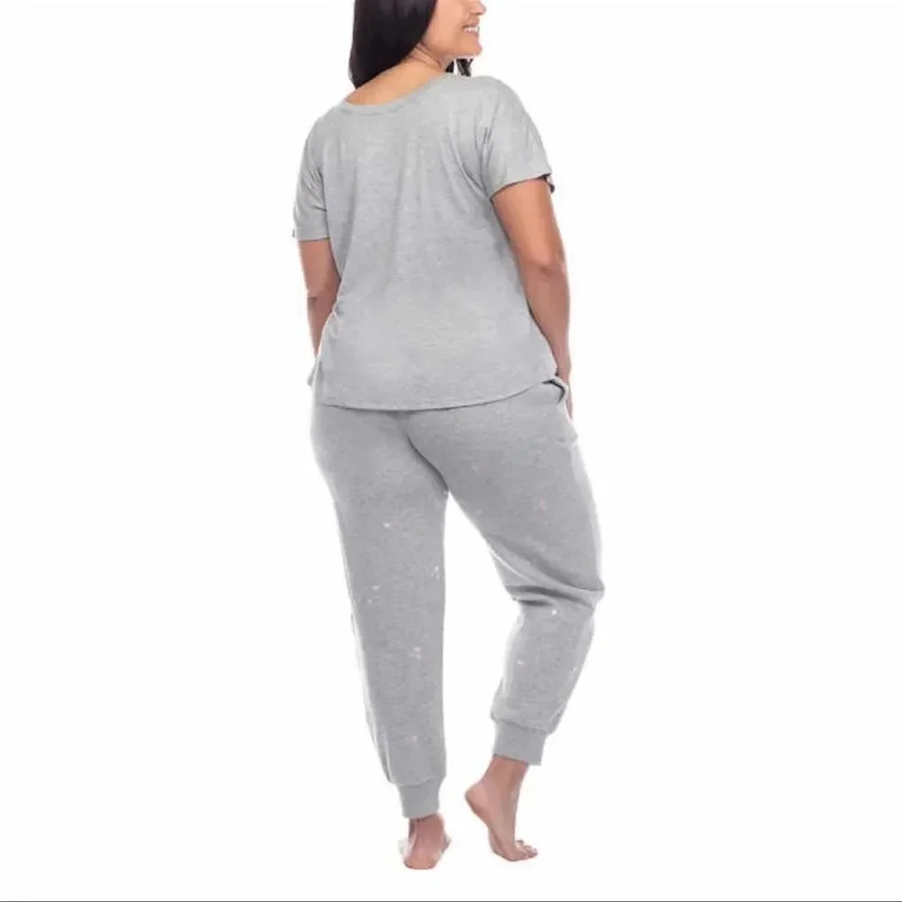 Honeydew Women’s Lounge 2-Piece Gray with Pink Hearts PJs Size Medium